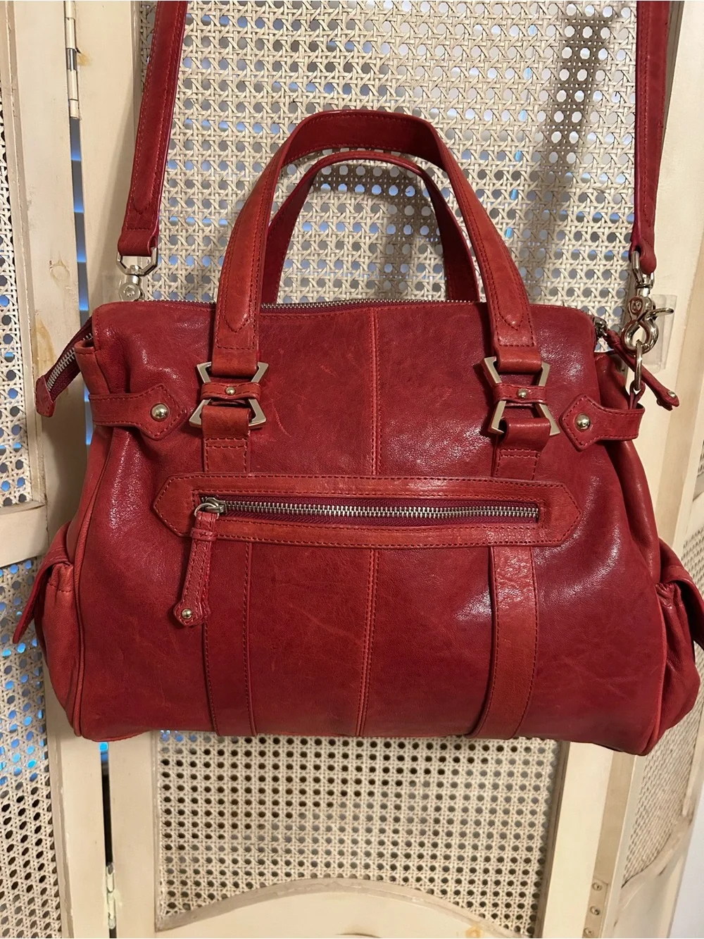 Junior Drake Red Leather Shoulder Bag with Dual Front Pockets